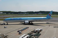 HL7532 @ RJAA - At Narita - by Micha Lueck