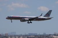 N685AA @ MIA - American - by Florida Metal