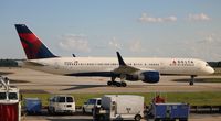 N685DA @ ATL - Delta - by Florida Metal