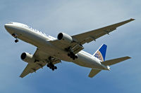 N224UA @ EGLL - Boeing 777-222ER [30225] (United Airlines) Home~G 25/05/2011. On approach 27R. - by Ray Barber