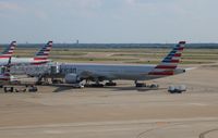 N732AN @ DFW - American - by Florida Metal