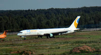 EI-DUE @ UUDD - Domodedovo - Moscu - Reservado - Federacion Rusa - by Pedro Martinez de Antoñana