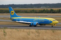 UR-GBD @ LOWW - Air Ukraine B.737-300 @ VIE