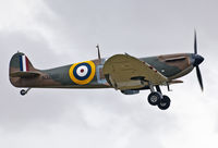 G-CFGJ @ EGSU - Duxford 12.7.15 - by leo larsen