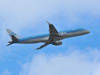 PH-EZF @ LFBD - KLM take off runway 05 to AMS - by Jean Goubet-FRENCHSKY