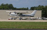 N9364G @ KOSH - Cessna 182P
