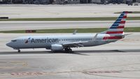 N802NN @ MIA - American