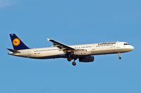 D-AIDW @ EGLL - Airbus A321-231 [6415] (Lufthansa) Home~G 05/07/2015. On approach 27L.