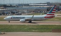 N824NN @ DFW - American