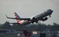 N831NN @ MIA - American