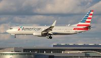 N834NN @ MIA - American