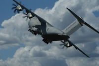 EC-402 @ EGLF - A400M turning