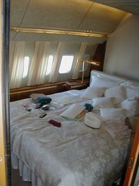 N25AZ @ KELP - Bedroom scene B727-100