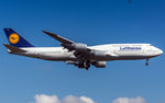 D-ABYO @ EDDF - on final RW07R
