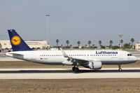 D-AIUA @ LMML - A320 D-AIUA Lufthansa - by Raymond Zammit