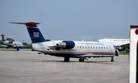 N262PS @ KCLT - Taxi CLT - by Ronald Barker