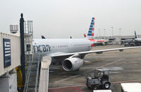 N581UW @ KCLT - At the gate CLT - by Ronald Barker