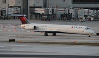 N911DE @ MIA - Delta