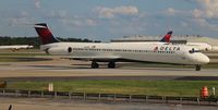 N911DL @ ATL - Delta
