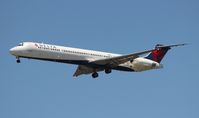 N912DE @ TPA - Delta