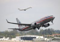 N914AN @ MIA - American - by Florida Metal