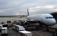 N565UW @ KCLT - At the gate CLT - by Ronald Barker