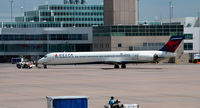 N908DA @ KDEN - Pushback Denver - by Ronald Barker