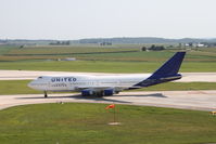 N194UA @ KCID - Arriving Cedar Rapids - by Glenn E. Chatfield