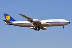 D-ABYT @ EDDF - Lufthansa B748 in Classic 80's look. - by FerryPNL