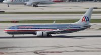 N927AN @ MIA - American - by Florida Metal