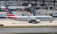 N927NN @ MIA - American