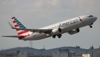 N935NN @ MIA - American