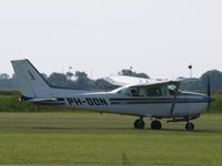 PH-DON @ EHTX - landing - by Volker Leissing