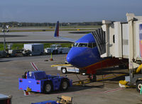 N414WN @ KATL - At the gate Atlanta - by Ronald Barker