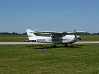 N2634E @ I74 - Cessna 172 R At Merfi 2015 - by Christian Maurer