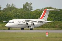 EI-RJJ @ LFRB - British Aerospace Avro 146-RJ85, Lining up prior take off rwy 25L, Brest-Bretagne airport (LFRB-BES) - by Yves-Q