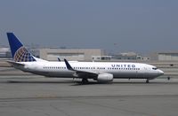 N73283 @ KSFO - Boeing 737-800