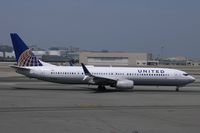 N61881 @ KSFO - Boeing 737-900ER