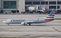 N945NN @ MIA - American