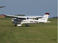 PH-THS @ EHTX - taxi to rwy after airshow - by Volker Leissing