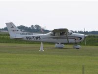 PH-TWK @ EHTX - landing - by Volker Leissing