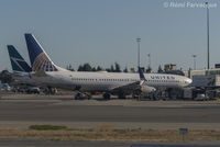 N39450 @ CYVR - Apologies for the poor quality, taken through a scratched-up window of another craft. - by Remi Farvacque