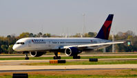 N617DL @ KATL - Taxi Atlanta - by Ronald Barker