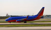 N749SW @ KATL - Taxi Atlanta - by Ronald Barker