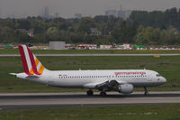 D-AIQB @ EDDL - arriving - by Günter Reichwein