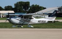 N61904 @ KOSH - Cessna T182T
