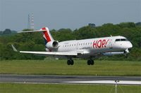 F-GRZO @ LFRB - Canadair Regional Jet CRJ-702, landing Rwy 07R, Brest-Bretagne Airport (LFRB-BES) - by Yves-Q