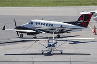 N982FL @ KTRI - Beech King Air 350 parked at Tri-Cities Airport (KTRI) on August 25th, 2015. - by Davo87