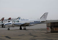 N3553F @ KOAK - Ameriflight 1979 PA-31-350 Navajo on North Ramp at KOAK (Ameriflight now operates out of KHWD a few miles south of here) - by Steve Nation