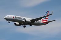 N966AN @ MCO - American